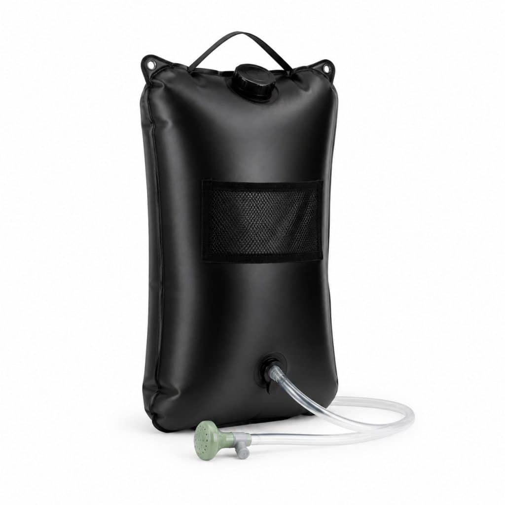 Douche solaire portable présenté seul