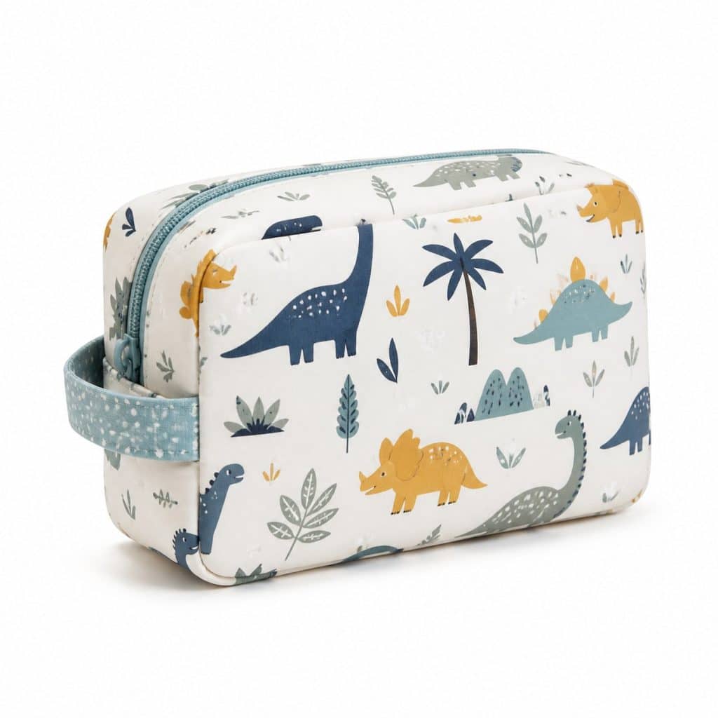 Trousse de toilette enfant motif ludique présenté seul